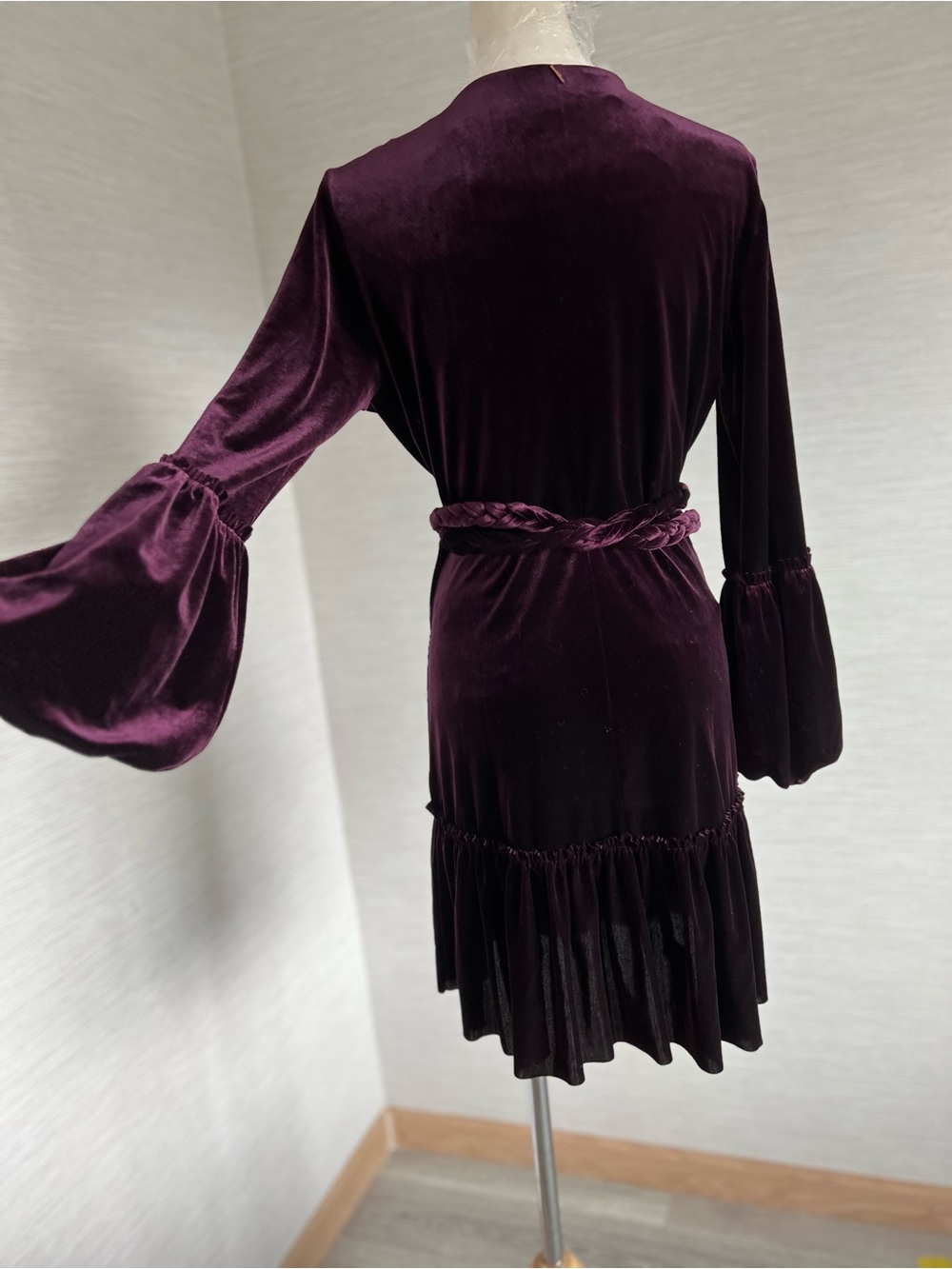 MISA LOS ANGELES Boho Velvet puff sleeve Wrap Dress in Deep Burgundy - Picture 10 of 11